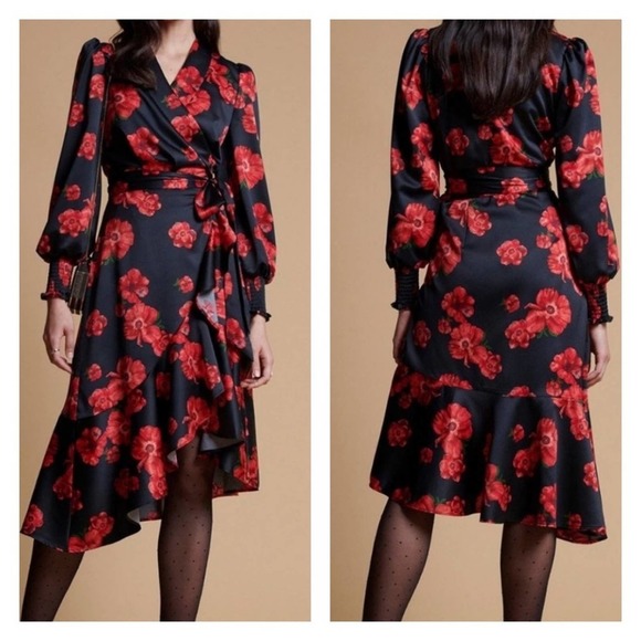 Rachel Parcell Dresses & Skirts - NWT Rachel Parcell Satin Floral Wrap Dress XS